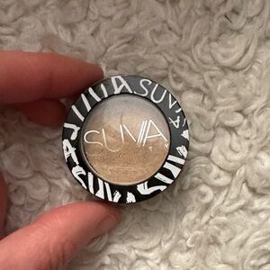Suva beauty eyeshadow coriander
